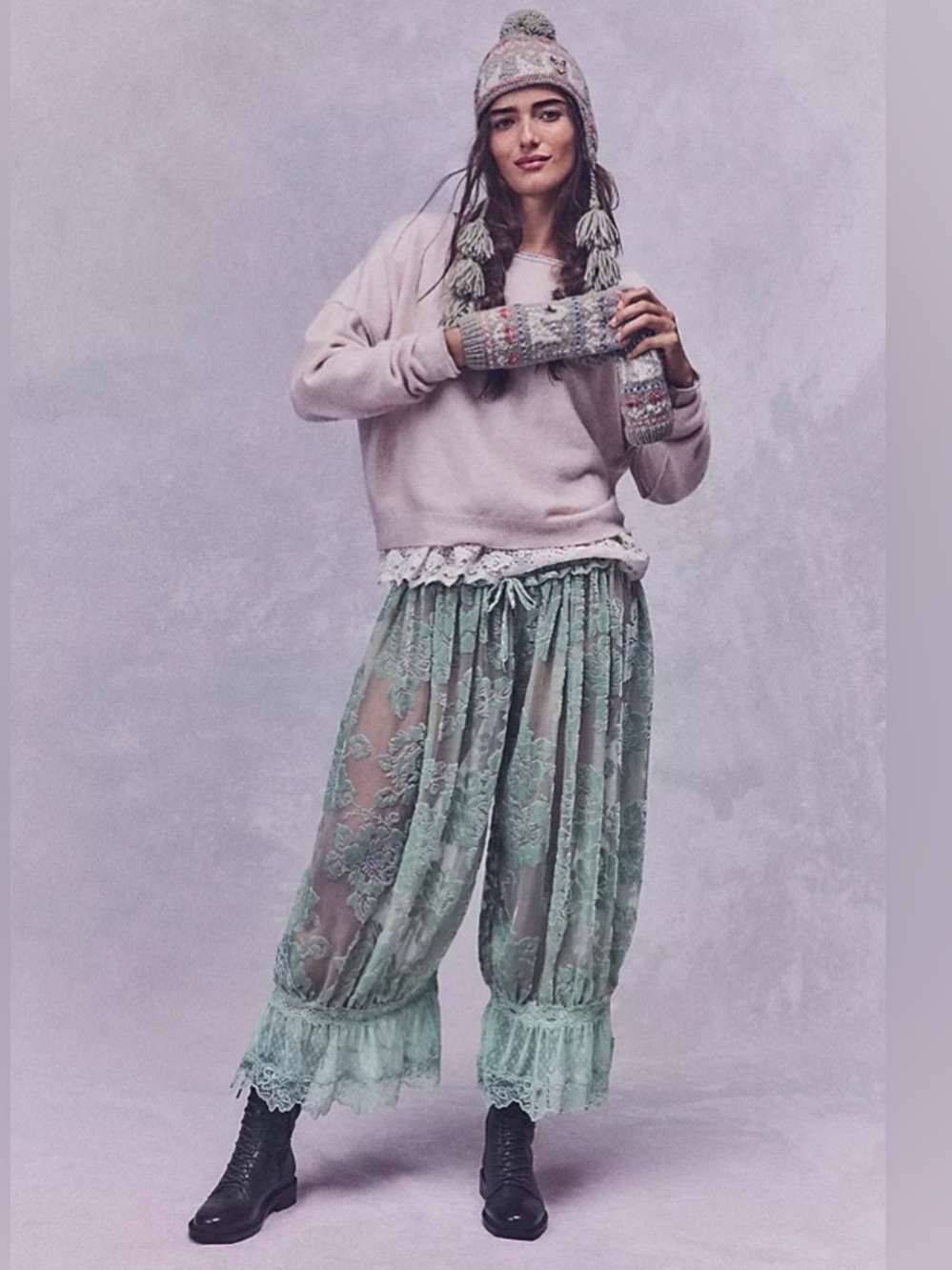 FREE PEOPLE FOREVER YOUNG VELVET FLORAL LACE VICTORIAN BLOOMER PANTS sz small - Picture 5 of 13